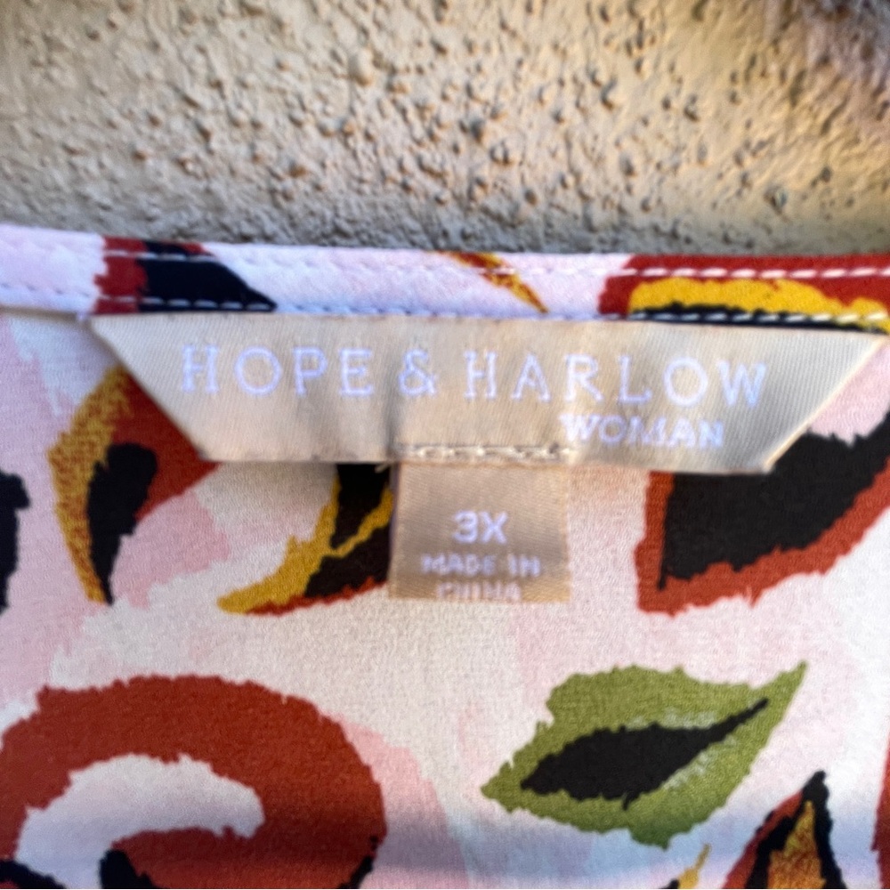 🚨Hope & Harlow 3X Top Bold Graphic Design Lightweight  P2P:28” L:28” - Picture 4 of 8